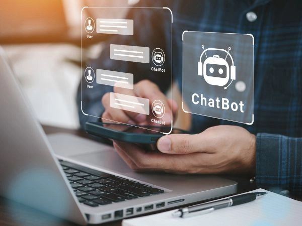 Sistema AI Chatbot rispondonde automaticamente ai messaggi online servizio intelligente per aiutare i clienti. Sistema AI Chatbot rispondonde automaticamente ai messaggi online servizio intelligente per aiutare i clienti.