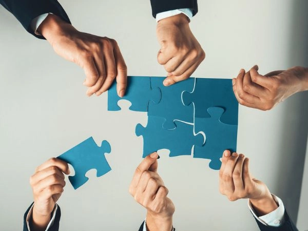 Il team commerciale si esaurisce su conversazioni improduttive. Il team commerciale si esaurisce su conversazioni improduttive.