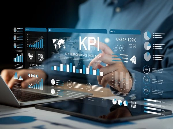 Tra i KPI più importanti troviamo tempo medio di conversione.