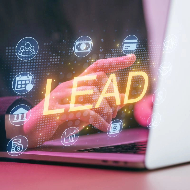 Alcune parti del follow-up sono identiche per ogni lead. Alcune parti del follow-up sono identiche per ogni lead.