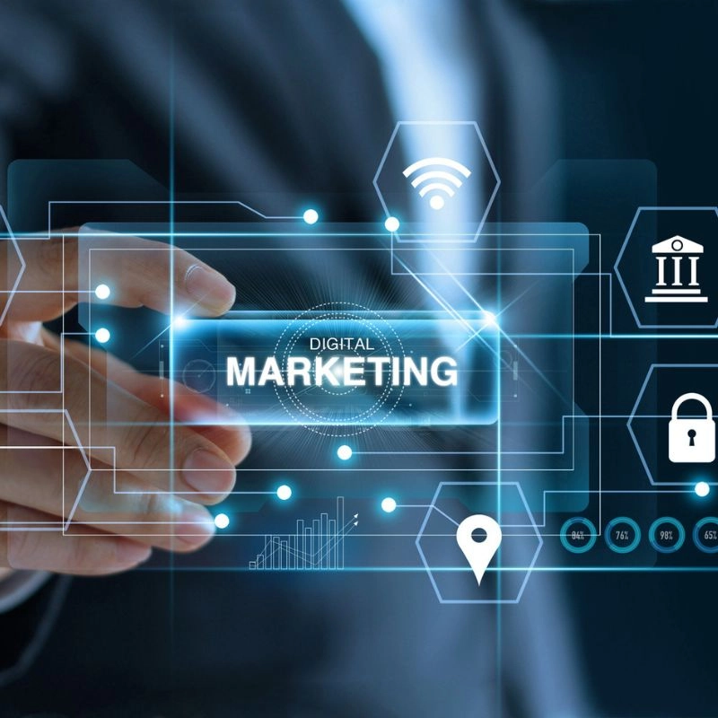 Il CRM delle vendite e gli strumenti del marketing sono separati. Il CRM delle vendite e gli strumenti del marketing sono separati.