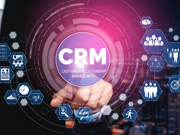 Un CRM intelligente prevedere comportamenti e guidare le decisioni aziendali.