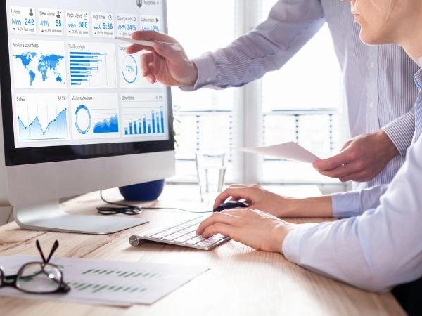 Aziende-del-Canton-Ticino-che-adottano-strategie-digitali-avanzate Aziende-del-Canton-Ticino-che-adottano-strategie-digitali-avanzate